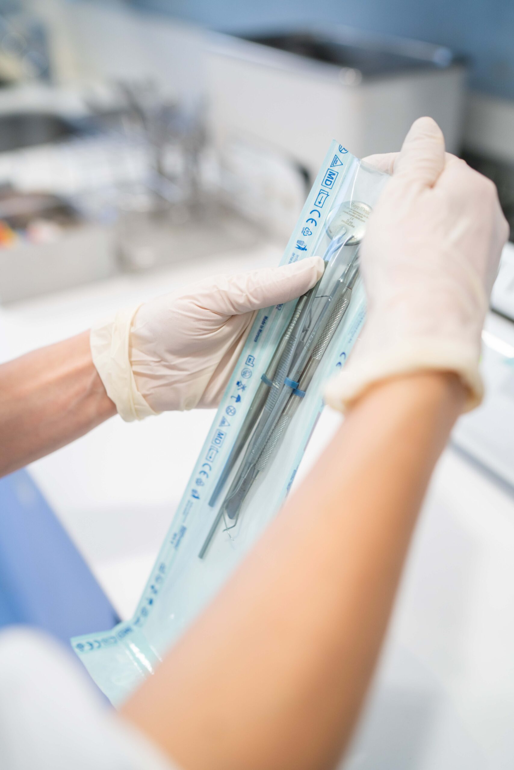 Tratamientos no quirurgicos para controlar la infeccion | Periodontitis avanzada como evitar la perdida de dientes y recuperar la salud de las encias
