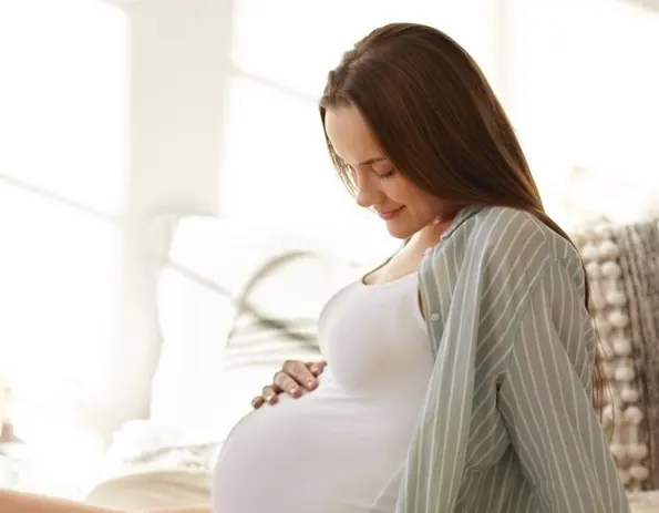 Cuida las encías si piensas en ser madre