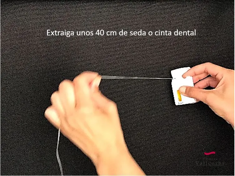 Usar seda dental es fundamental para una buena salud bucodental Usar seda dental es fundamental para una buena salud bucodental
