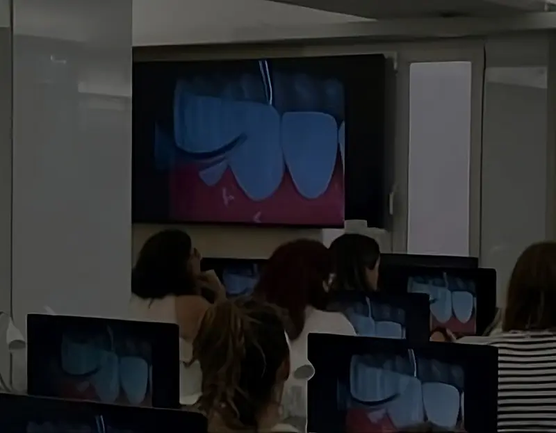 Curso Intensivo de Tratamiento periodontal quirúrgico 2022/2023
