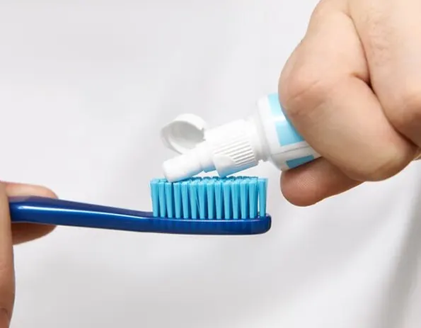 Si me cepillo bien los dientes, no tendré enfermedades en encías.